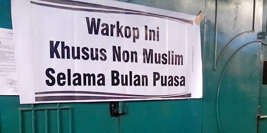 Satpol PP cuma berani ke pedagang kecil, gentar usik restoran besar