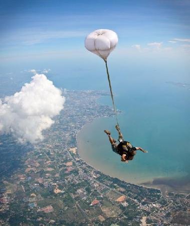 skydive di pattaya