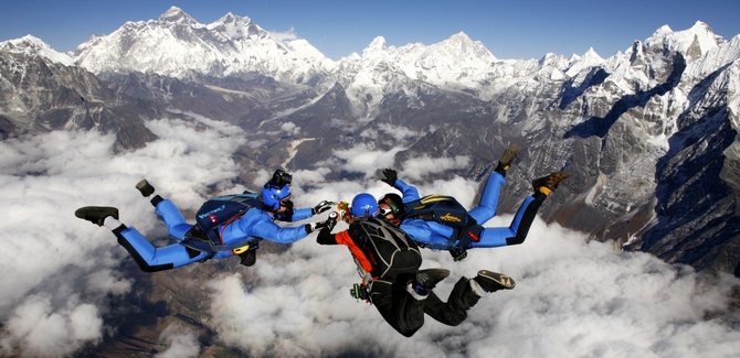 skydive di himalaya