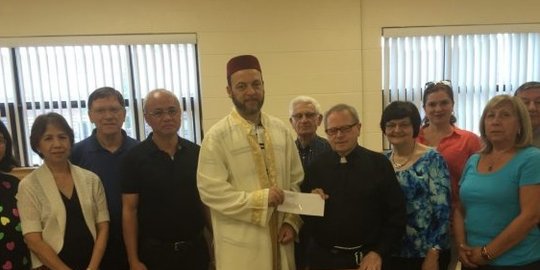 takmir masjid kanada bantu rehab gereja rev3