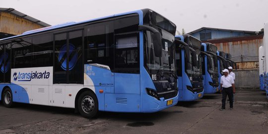 Sterilisasi jalur TransJakarta, Ahok ingin Blok M-Kota cuma 30 menit