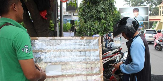 Sepekan Ramadan, jasa penukar uang sudah menjamur di 