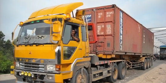 2 Bajing loncat gasak truk bermuatan elektronik menuju Pekanbaru