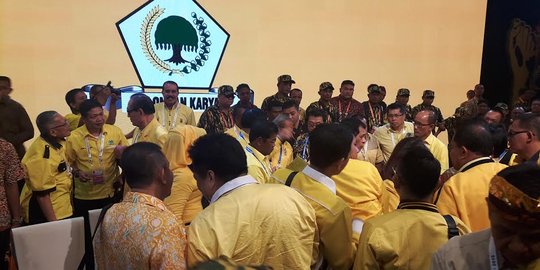 Golkar larang keluarga kader daerah masuk partai lain maju Pilkada