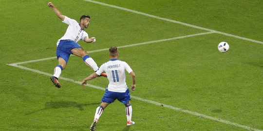 Dua gol cantik bawa Italia menang atas Belgia