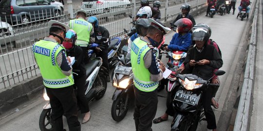 Polisi sulit sterilisasi lima jalur busway karena minim separator