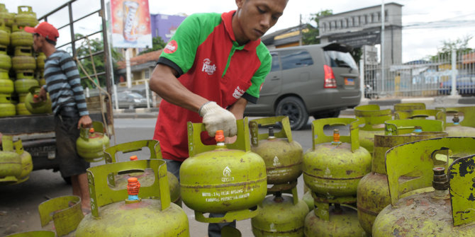 Elpiji 3 kg Pertamina langka, warga Nunukan beli punya Malaysia