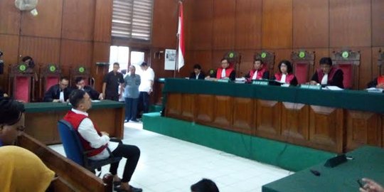 Kasus pencabulan, Saipul Jamil divonis tiga tahun penjara
