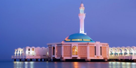 Masjid terapung Jeddah yang jadi tujuan meditasi warga non-muslim