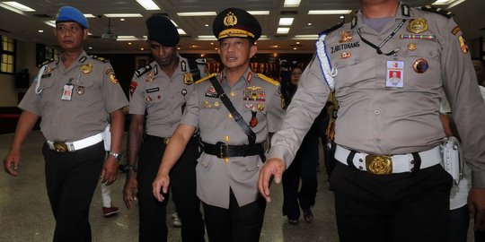 Lobi Komjen Tito ke Jenderal Badrodin agar tak dijadikan Kapolri