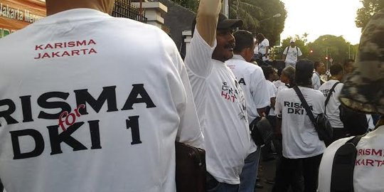 Desak Risma maju Pilgub DKI lawan Ahok, massa geruduk DPP PDIP