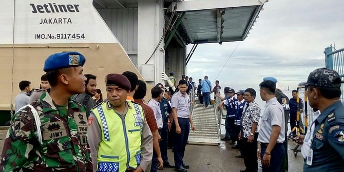 600 Penumpang kapal korban tiket ilegal akhirnya diberangkatkan