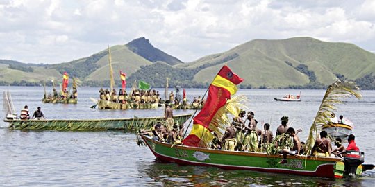 Indahnya Danau Sentani hingga jadi festival tahunan di Papua