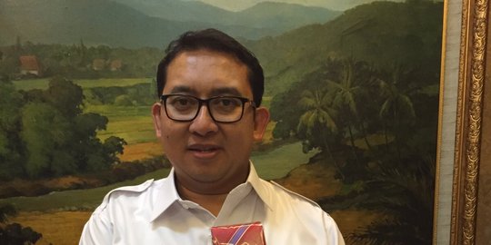 Fadli Zon minta pimpinan KPK datang langsung ke RS Sumber Waras