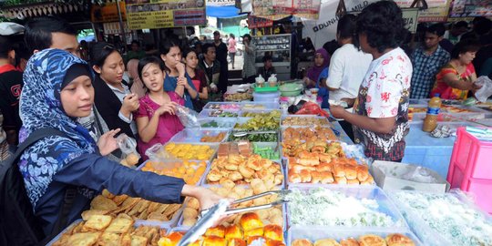 Tips jadi pedagang dadakan Ramadan, pendapatan melebihi manajer