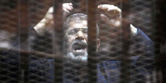 Bocorkan dokumen negara,mantan presiden Mesir dipenjara seumur hidup