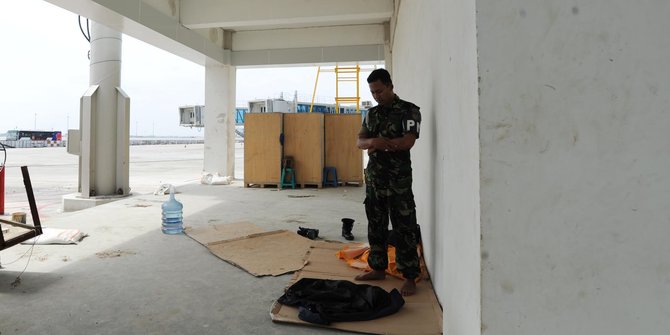 Kisah anggota TNI tetap puasa di tengah panasnya Terminal 3 U
