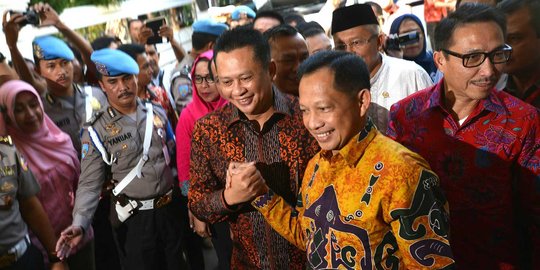 Komisi III DPR sambangi kediaman calon Kapolri