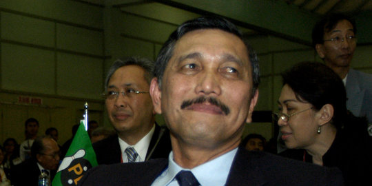 Luhut targetkan Gus Dur & Soeharto diberi gelar pahlawan tahun ini