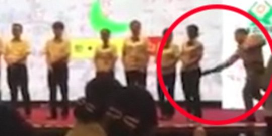 Lima hukuman bagi karyawan paling bikin malu sedunia