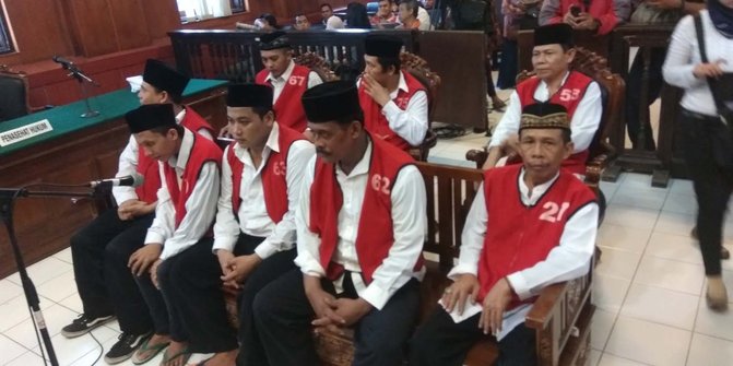 8 Anak buah kades pengeroyok Tosan divonis 12 tahun 