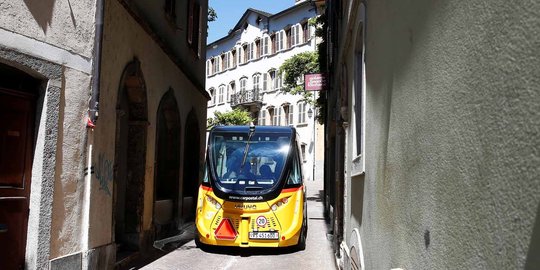 Canggihnya angkutan umum tanpa sopir pertama buatan Swiss