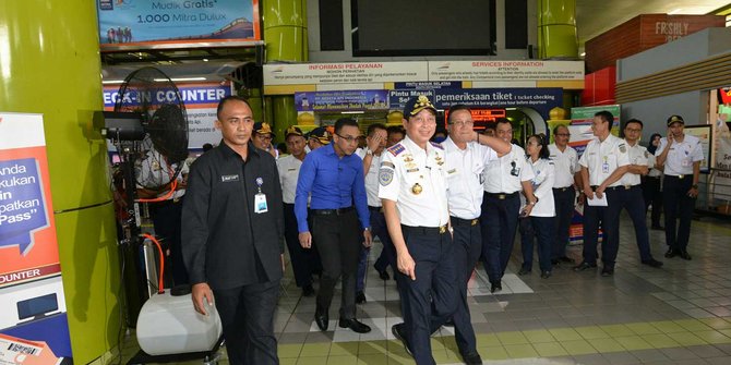 Penumpang mudik Lebaran diprediksi meningkat, total 5 juta 
