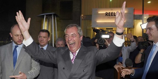 Tawa lepas Nigel Farage rayakan kemerdekaan Inggris