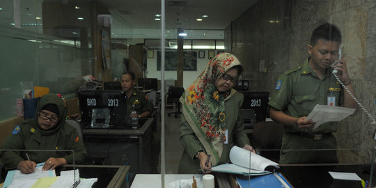 PNS DKI yang terima parsel akan dikenakan sanksi