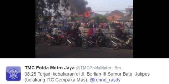 Api bakar permukiman belakang ITC Cempaka Mas