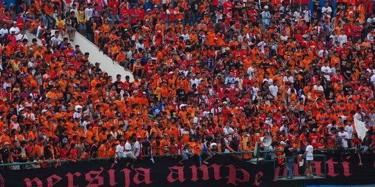 Misteri penyerangan distro Jakmania oleh kelompok bersenpi