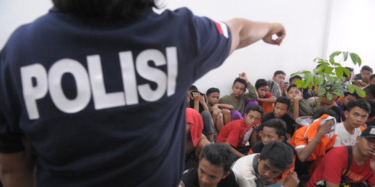 Tanpa perintah Kapolda, 15 polisi bergerak sweeping Jakmania