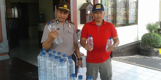 Selama Ramadan, pesanan arak Bali ke Jawa justru meningkat