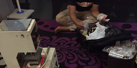 tahun 2003 keuntungan seminggu rp 25 juta rev2