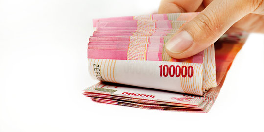 Siang ini, Rupiah menguat tajam ke Rp 13.304 per USD