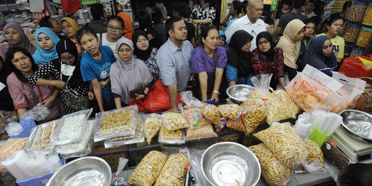 Jelang Lebaran, penjualan kue kering malah menurun