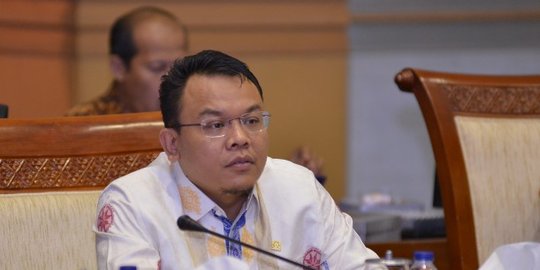 Dianggap sepelekan vaksin palsu, Menkes 'disemprot' Komisi IX DPR