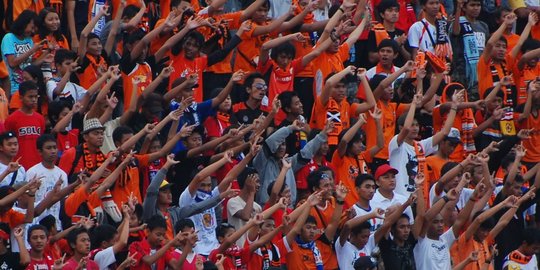 Polisi bantah Jakmania rusuh karena dilarang masuk stadion