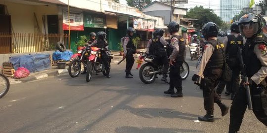 Kemarahan polisi, personel terluka karena ulah Jakmania