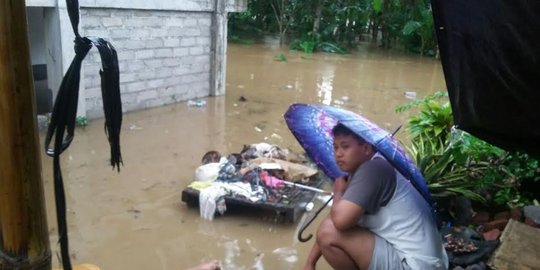 Banjir bandang dan tanah longsor hantam rumah warga di Jembrana