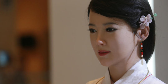 Di China muncul kandidat robot tercantik sedunia