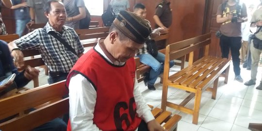 Pengacara tak hadir, sidang vonis Daeng Azis ditunda