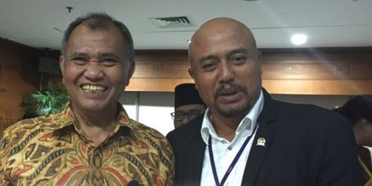 Politikus Demokrat jadi tersangka suap proyek Dinas PU Sumbar