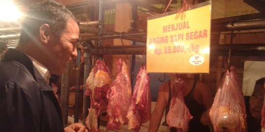 Sidak 3 pasar, Amran senang harga daging sapi sudah Rp 85.000 per kg