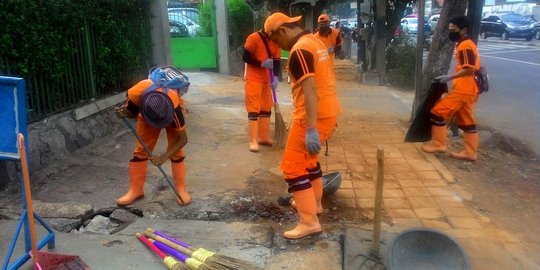 Pasukan oranye tak boleh cuti, Ahok dinilai tak hargai makna lebaran