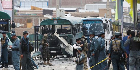 Bom hantam rombongan bus akpol Afghanistan, 27 tewas