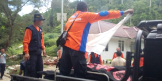 Tim SAR kembali temukan jenazah pemancing di Pantai Bengkung