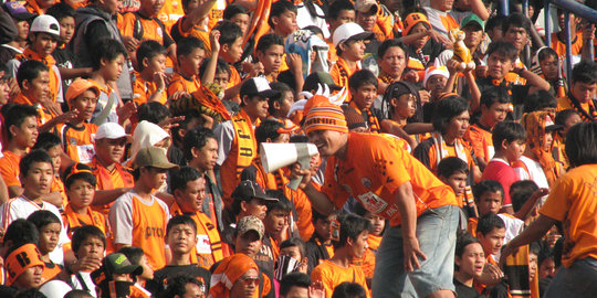 Akankah Jakmania insaf setelah tragedi Jumat berdarah di GBK