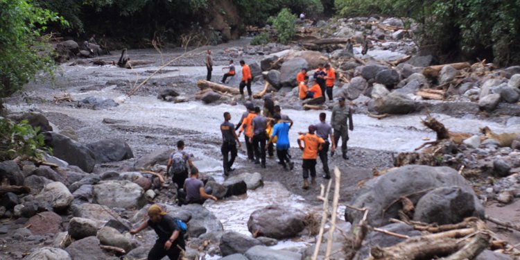 Usai Bencana Objek Wisata Air Terjun Dua Warna Resmi