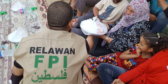 Aksi FPI di jalur Gaza bikin warga terharu